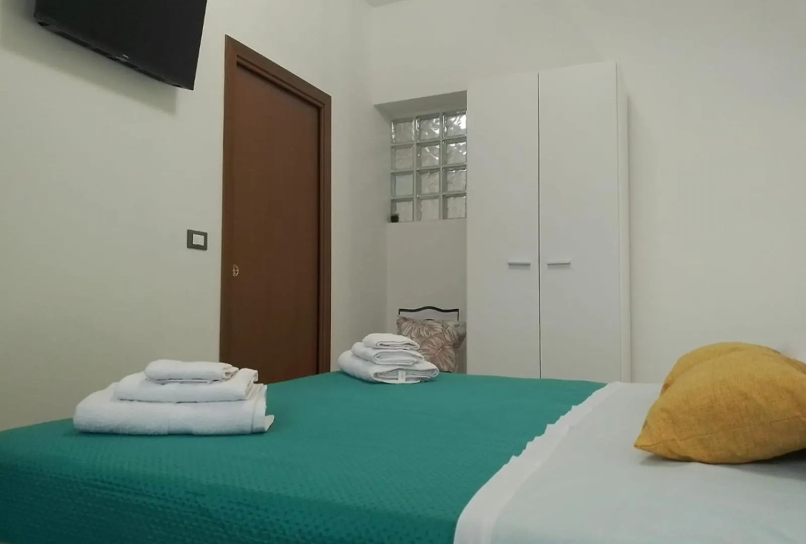 パレルモMo Maアパートメント イタリア